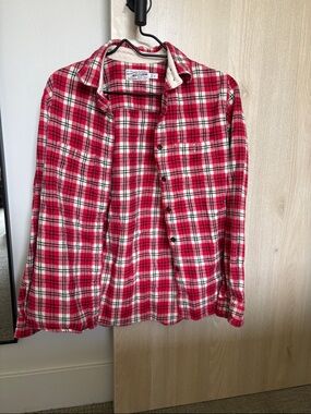 Women's Red Plaid Button-Down Shirt - Classic Casual